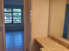 851 NE 14th Ave 414, Hallandale Beach FL 33009