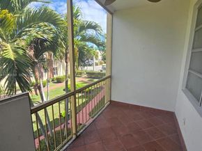 851 NE 14th Ave 414, Hallandale Beach FL 33009