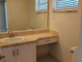 851 NE 14th Ave 414, Hallandale Beach FL 33009