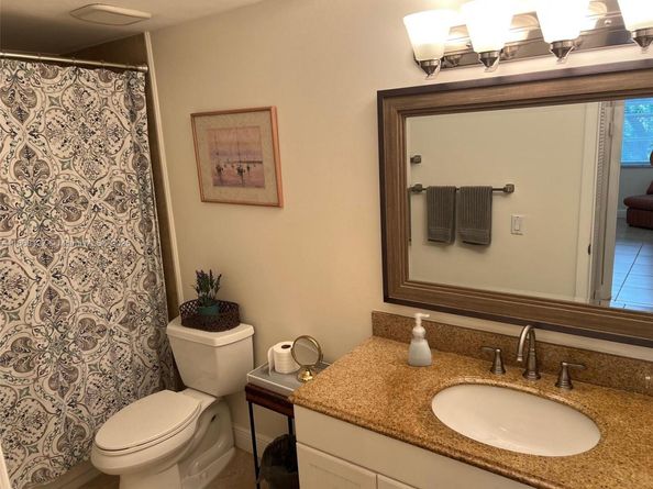 13120 SW 92nd Ave B207, Miami FL 33176