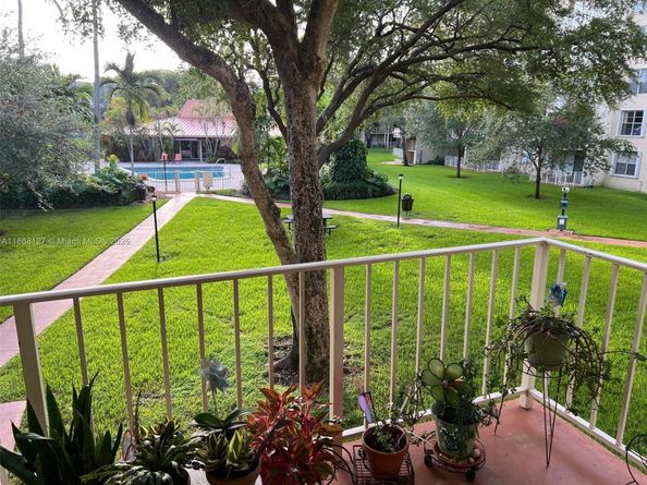 13120 SW 92nd Ave B207, Miami FL 33176