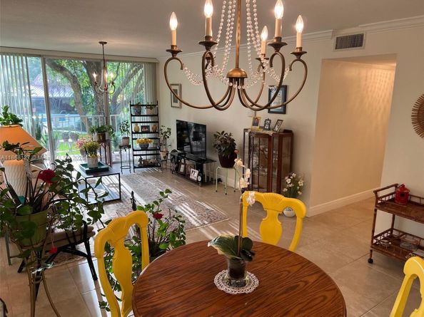 13120 SW 92nd Ave B207, Miami FL 33176