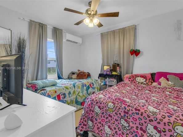 15851 NW 18th Ave, Miami Gardens FL 33054