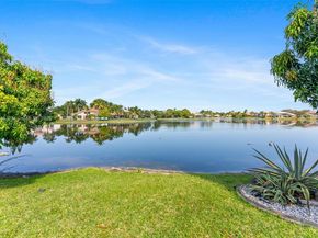 10261 SW 15th St, Pembroke Pines FL 33025