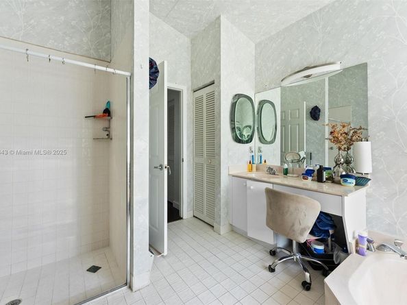 10261 SW 15th St, Pembroke Pines FL 33025