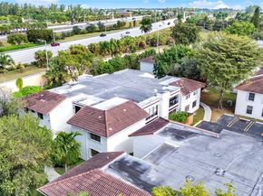 10857 NW 7th St 2417, Miami FL 33172