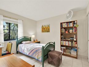 10857 NW 7th St 2417, Miami FL 33172