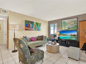 10857 NW 7th St 2417, Miami FL 33172