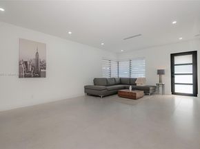 2005 SE 26th Ter, Fort Lauderdale FL 33316