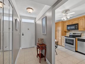 2991 NW 46th Ave 210, Lauderdale Lakes FL 33313