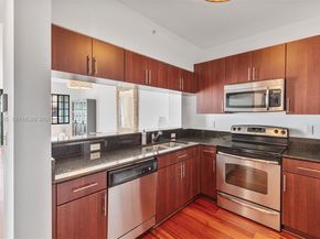 4883 Pga Blvd 210, Palm Beach Gardens FL 33418