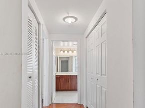 4883 Pga Blvd 210, Palm Beach Gardens FL 33418