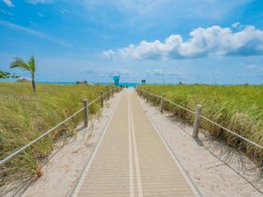 9801 Collins Ave 19T, Bal Harbour FL 33154