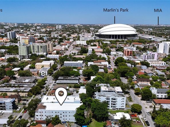 1021 NW 3rd St 201, Miami FL 33128