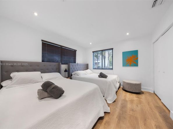 Undisclosed Address #A11858978, Miami FL 33137