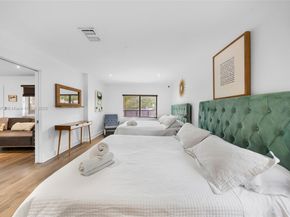 Undisclosed Address #A11858978, Miami FL 33137