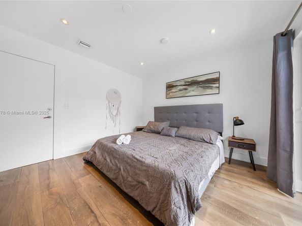 Undisclosed Address #A11858978, Miami FL 33137