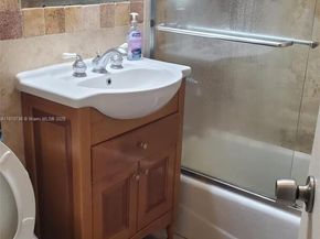 10035 SW 55th St, Miami FL 33165