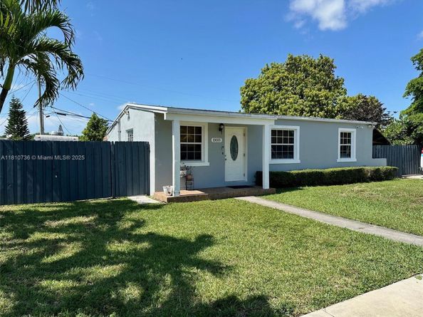 10035 SW 55th St, Miami FL 33165