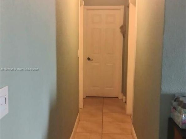 10035 SW 55th St, Miami FL 33165
