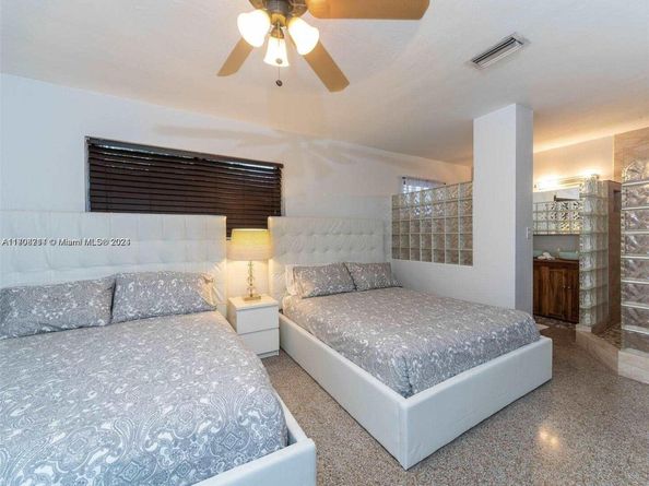 1507 Garfield St, Hollywood FL 33020
