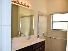 164 NE 23rd Ter, Homestead FL 33033
