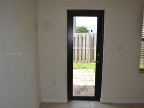 164 NE 23rd Ter, Homestead FL 33033