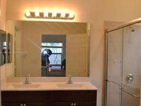 164 NE 23rd Ter, Homestead FL 33033