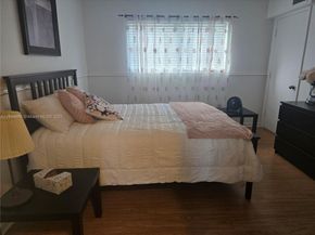 1021 Crystal Lake Dr 207, Deerfield Beach FL 33064