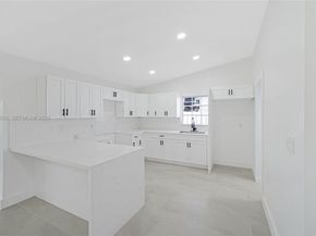 2649 Key Largo Ln, Fort Lauderdale FL 33312