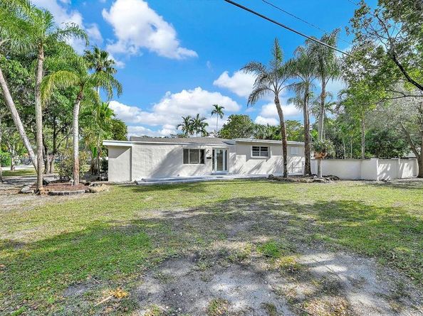 12135 NE 10th Ave, North Miami FL 33161