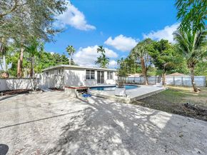 12135 NE 10th Ave, North Miami FL 33161