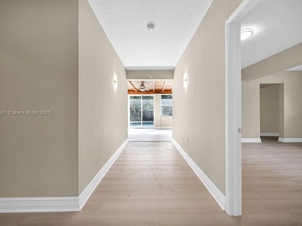 12135 NE 10th Ave, North Miami FL 33161