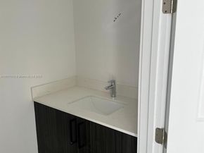 Undisclosed Address #A11617579, Dania Beach FL 33312