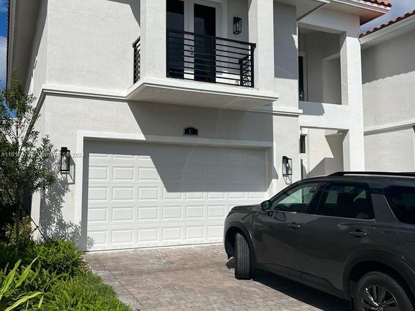 Undisclosed Address #A11617579, Dania Beach FL 33312