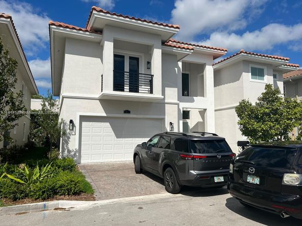 Undisclosed Address #A11617579, Dania Beach FL 33312