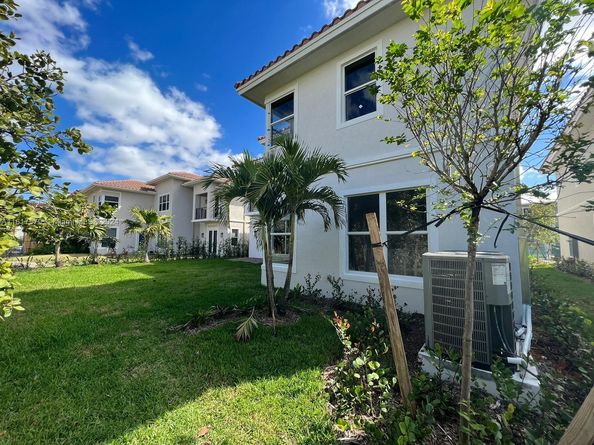 Undisclosed Address #A11617579, Dania Beach FL 33312