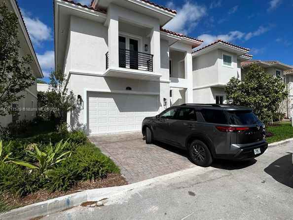 Undisclosed Address #A11617579, Dania Beach FL 33312