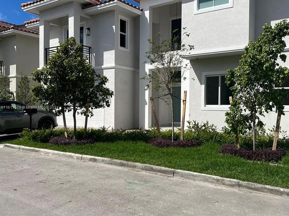 Undisclosed Address #A11617579, Dania Beach FL 33312