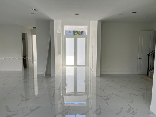 Undisclosed Address #A11617579, Dania Beach FL 33312
