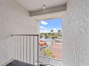 5020 NW 79th Ave 303, Doral FL 33166