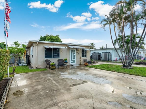 940 E 21st St, Hialeah FL 33013