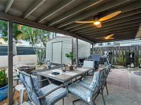 940 E 21st St, Hialeah FL 33013