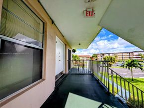 3061 NW 47th Ter 226A, Lauderdale Lakes FL 33313