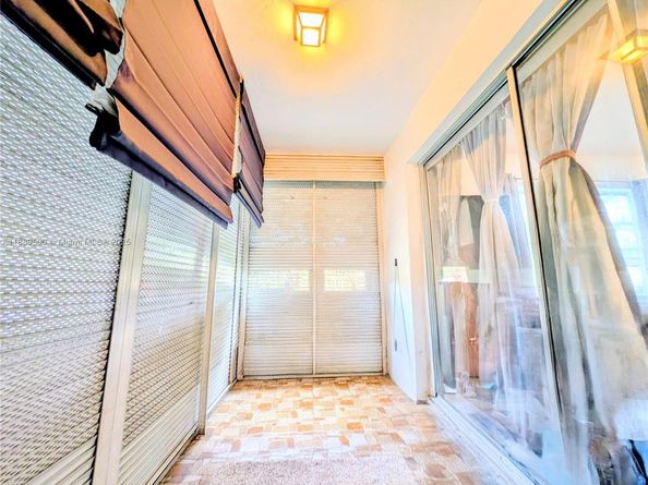 3061 NW 47th Ter 226A, Lauderdale Lakes FL 33313