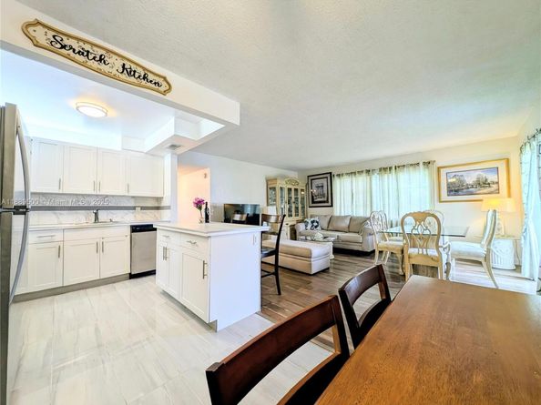 3061 NW 47th Ter 226A, Lauderdale Lakes FL 33313