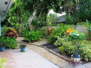 15255 SW 80th Ave, Palmetto Bay FL 33157