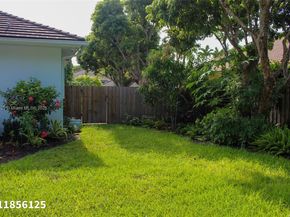 15255 SW 80th Ave, Palmetto Bay FL 33157