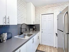 7820 Harding Ave, Miami Beach FL 33141