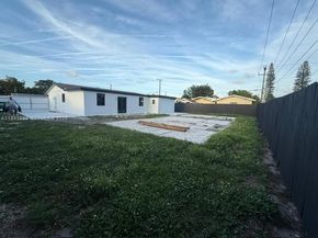 3224 NW 181st St, Miami Gardens FL 33056